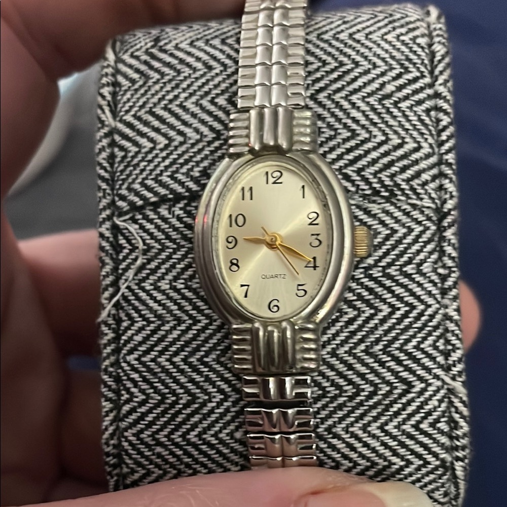 Chic Silver and Gold Quartz Watch